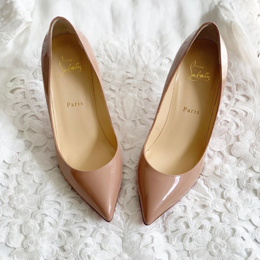 ✨💕 Nude Beige So Kate Red Bottoms Pointy Heels✨💕 - Picture 3 of 3